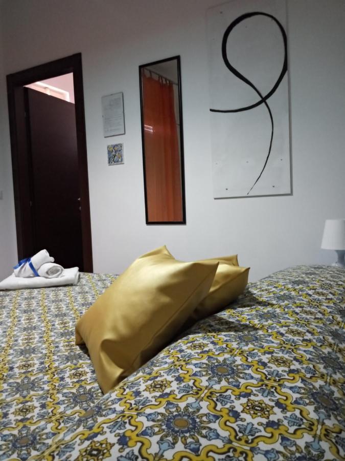 Idria B&B バルチェッローナ・ポッツォ・ディ・ゴット エクステリア 写真