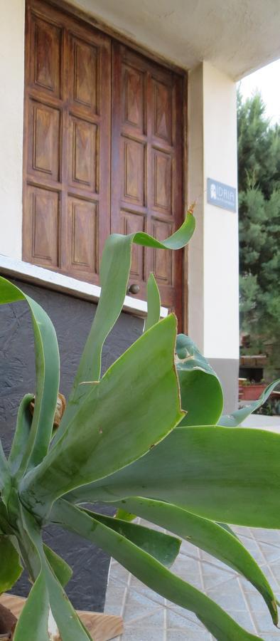 Idria B&B バルチェッローナ・ポッツォ・ディ・ゴット エクステリア 写真